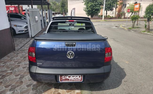 Volkswagen SAVEIRO ROCK IN RIO 1.6 TOTAL FLEX 8V CD