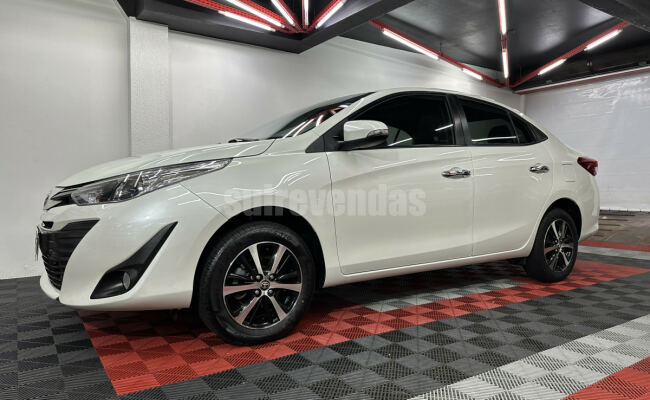 Toyota YARIS XLS Sedan 1.5 Flex 16V 4p Aut.