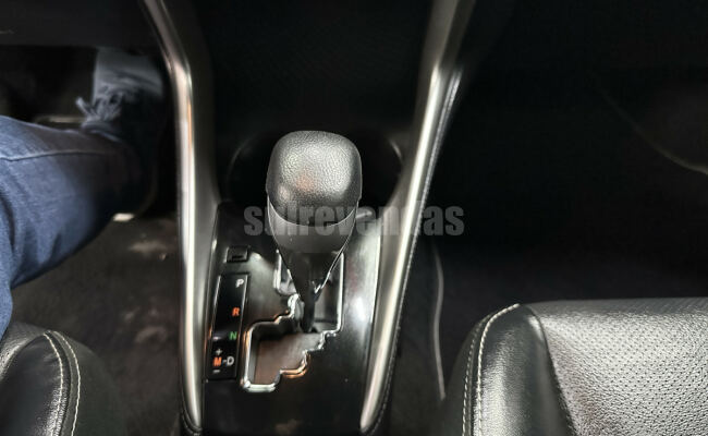 Toyota YARIS XLS Sedan 1.5 Flex 16V 4p Aut.