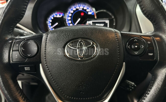 Toyota YARIS XLS Sedan 1.5 Flex 16V 4p Aut.