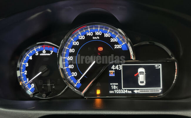 Toyota YARIS XLS Sedan 1.5 Flex 16V 4p Aut.