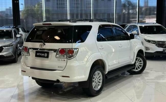 Toyota Hilux sw4
