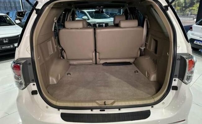 Toyota Hilux sw4