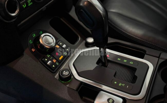 Land Rover DISCOVERY 4