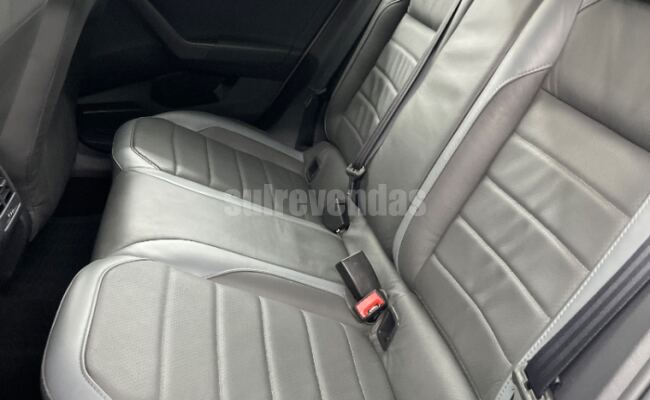 Volkswagen NIVUS 1.0 200 TSI TOTAL FLEX COMFORTLINE AUTOMÁTICO