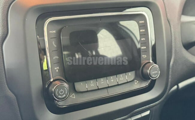 Jeep Renegade Sport 1.8 4x2 Flex 16V Mec.