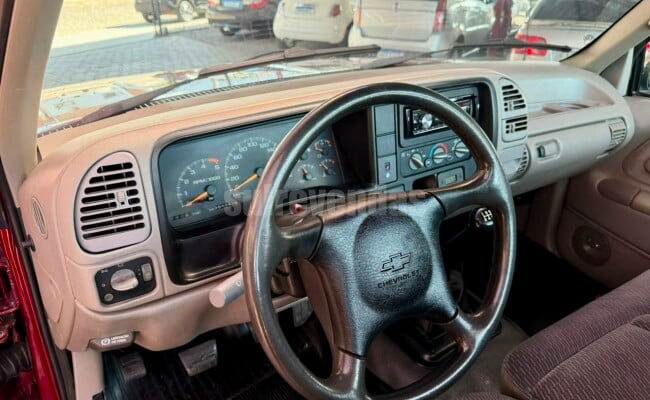 Chevrolet SILVERADO