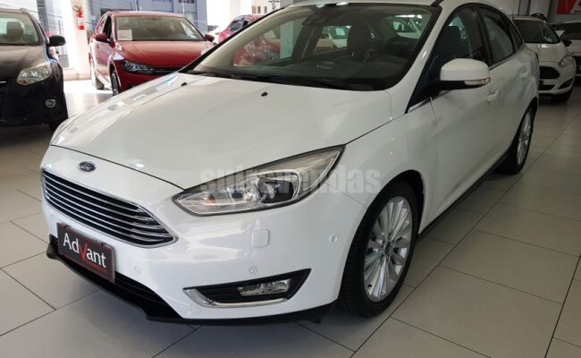 Ford FOCUS 2.0 TITANIUM PLUS FASTBACK 16V FLEX 4P POWERSHIFT