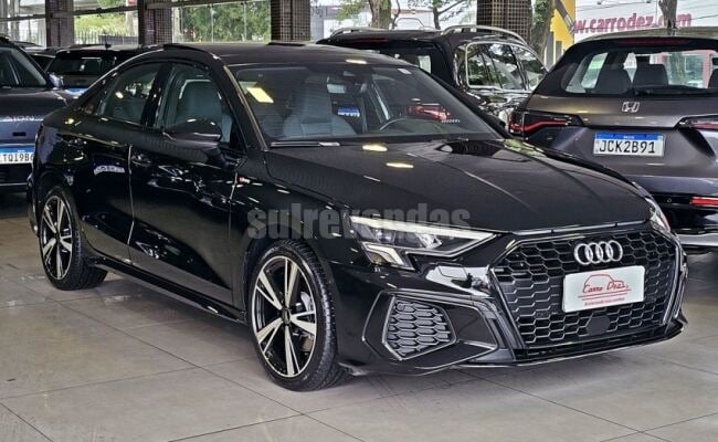 Audi A3 2.0 40 TFSI MHEV SEDAN PERFORMANCE BLACK S-TRONIC