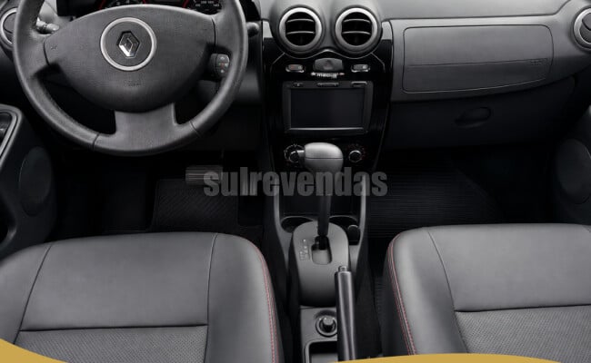 Renault SANDERO