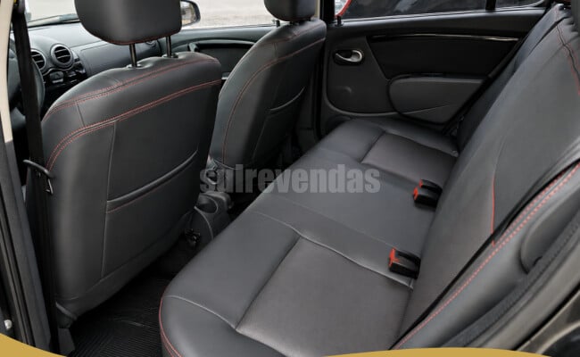 Renault SANDERO