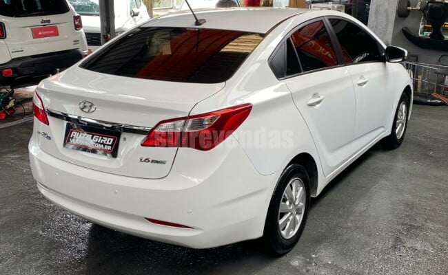 Hyundai HB20S