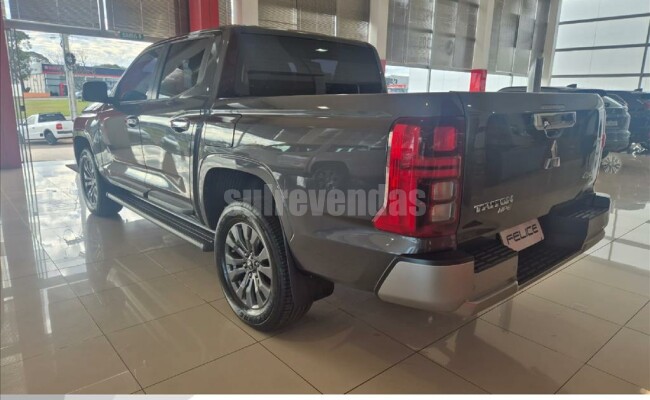 Mitsubishi TRITON