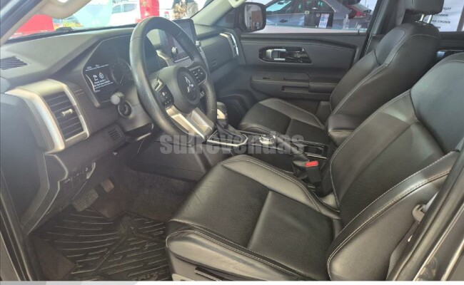 Mitsubishi TRITON