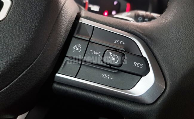 Jeep RENEGADE 1.3 T270 TURBO FLEX LONGITUDE AT6