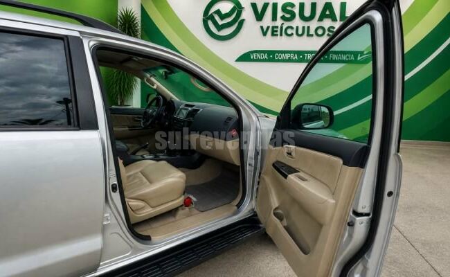 Toyota Hilux sw4