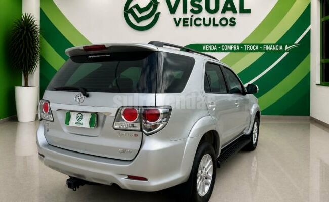 Toyota Hilux sw4