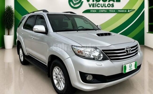 Toyota Hilux sw4