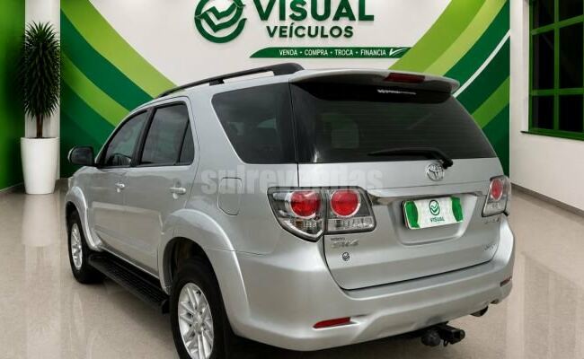 Toyota Hilux sw4
