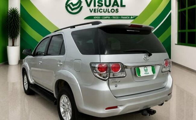 Toyota Hilux sw4