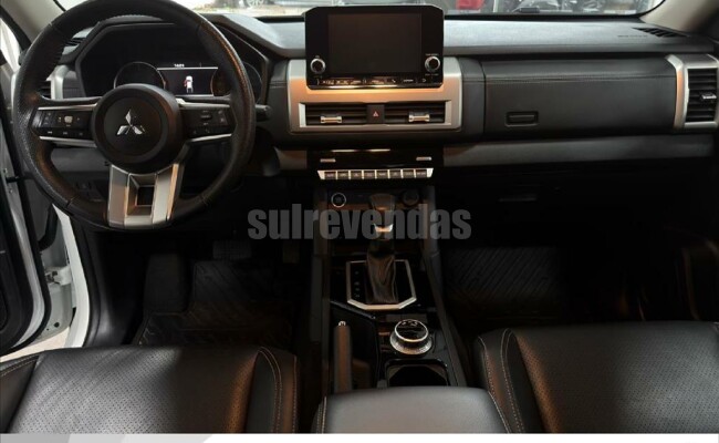 Mitsubishi TRITON