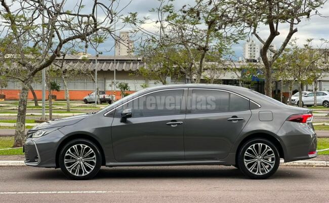 Toyota COROLLA ALTIS 2.0