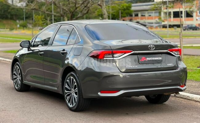 Toyota COROLLA ALTIS 2.0
