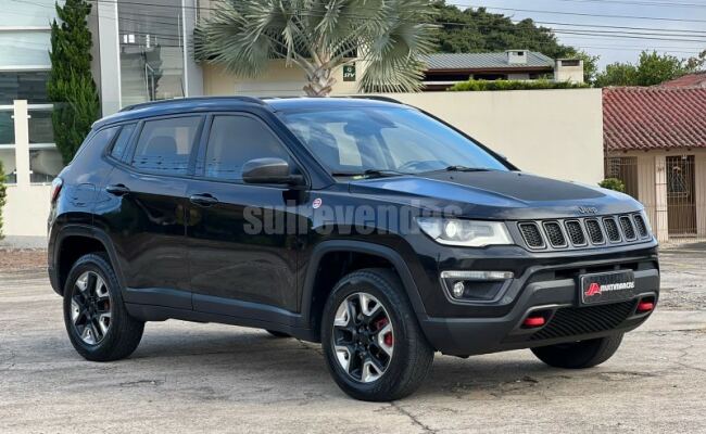 Jeep CHEROKEE TRAILHAWK 3.2