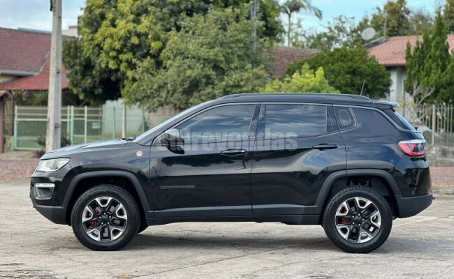 Jeep CHEROKEE TRAILHAWK 3.2