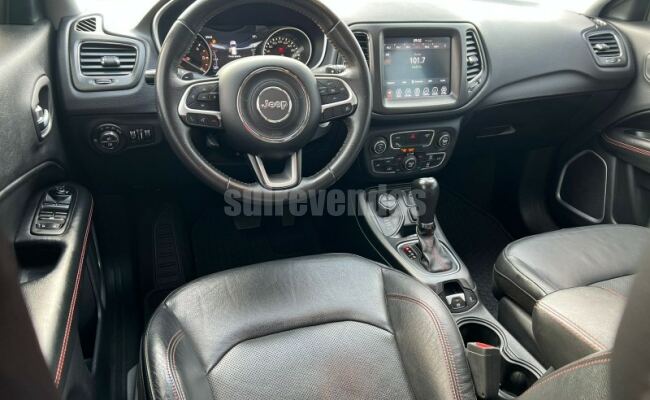 Jeep CHEROKEE TRAILHAWK 3.2