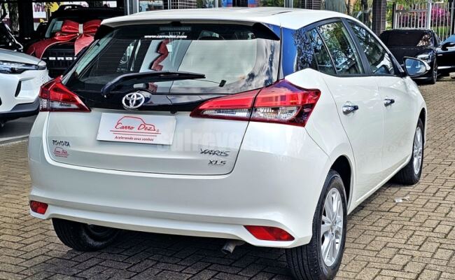 Toyota YARIS 1.5 16V FLEX XLS MULTIDRIVE