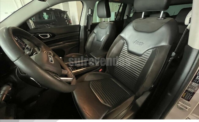 Jeep COMMANDER