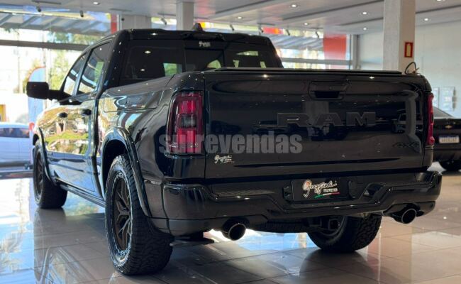RAM 1500 LARAMIE