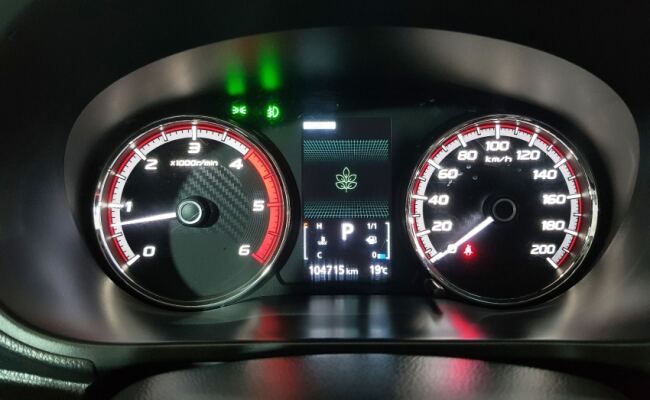 Mitsubishi L200 TRITON 2.4 16V TURBO DIESEL SPORT HPE-S CD 4P 4X4 AUTOMÁTICO