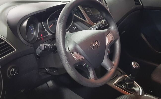 Hyundai HB20 1.6 COMFORT PLUS 16V FLEX 4P MANUAL