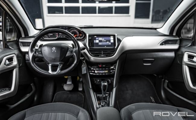 Peugeot 208 1.6 GRIFFE 16V FLEX 4P AUTOMÁTICO