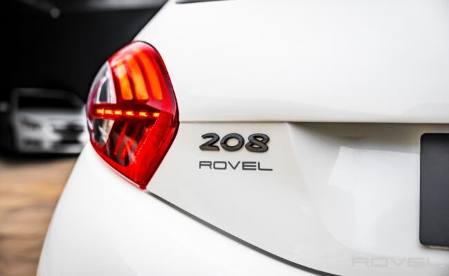 Peugeot 208 1.6 GRIFFE 16V FLEX 4P AUTOMÁTICO