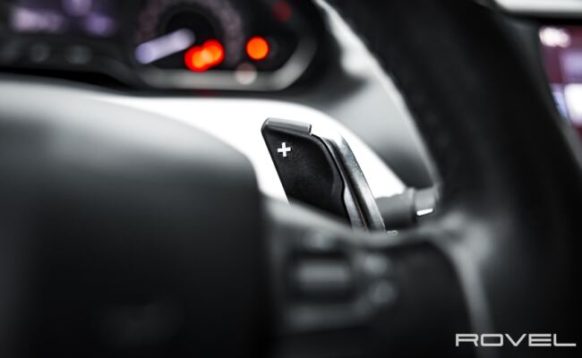 Peugeot 208 1.6 GRIFFE 16V FLEX 4P AUTOMÁTICO