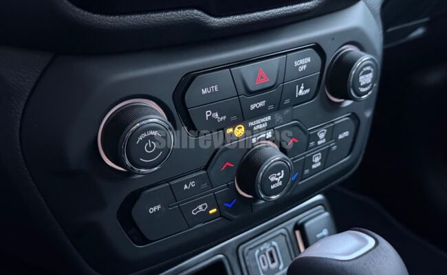 Jeep RENEGADE 1.3 T270 TURBO FLEX LONGITUDE AT6