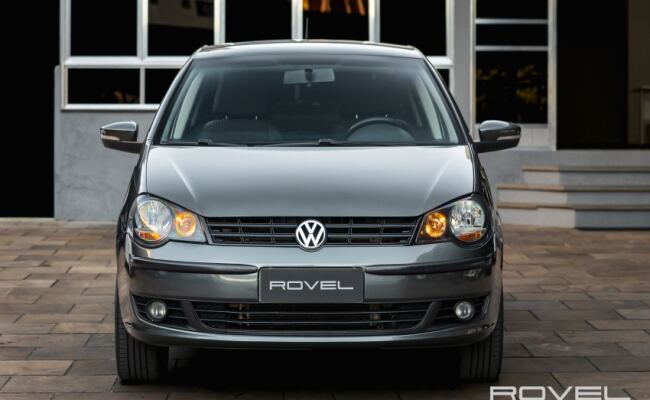 Volkswagen POLO SEDAN 1.6 MI 8V FLEX 4P MANUAL
