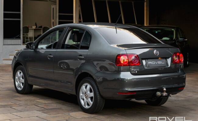Volkswagen POLO SEDAN 1.6 MI 8V FLEX 4P MANUAL