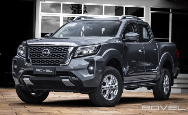 Nissan FRONTIER 2.3 16V TURBO DIESEL XE CD 4X4 AUTOMÁTICO