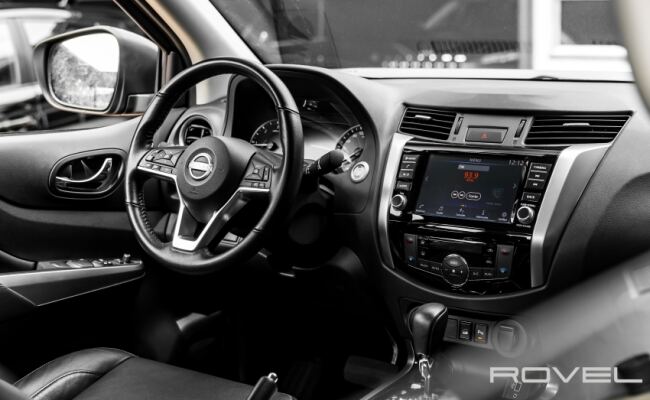 Nissan FRONTIER 2.3 16V TURBO DIESEL XE CD 4X4 AUTOMÁTICO