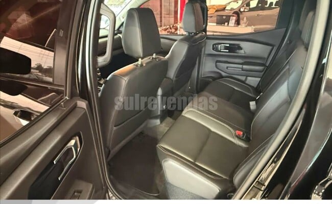 Mitsubishi TRITON