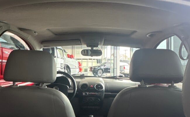 Volkswagen NEW BEETLE