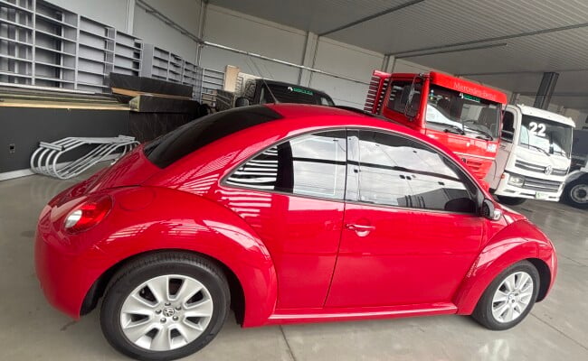 Volkswagen NEW BEETLE