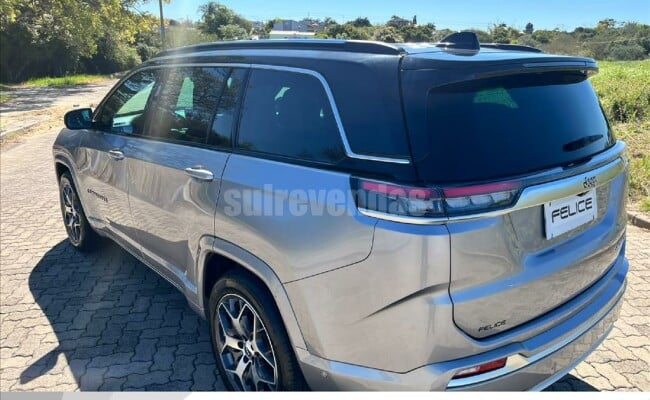 Jeep COMMANDER