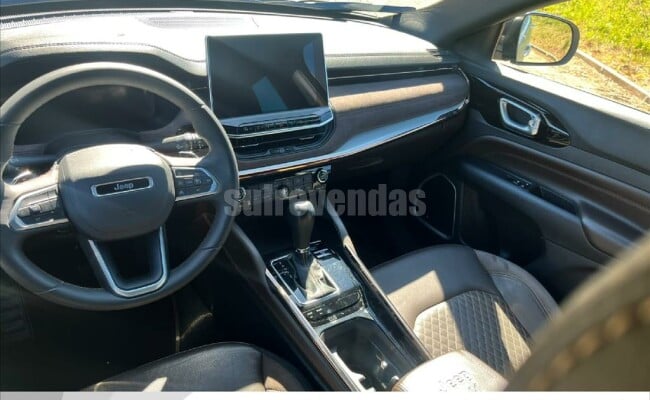 Jeep COMMANDER