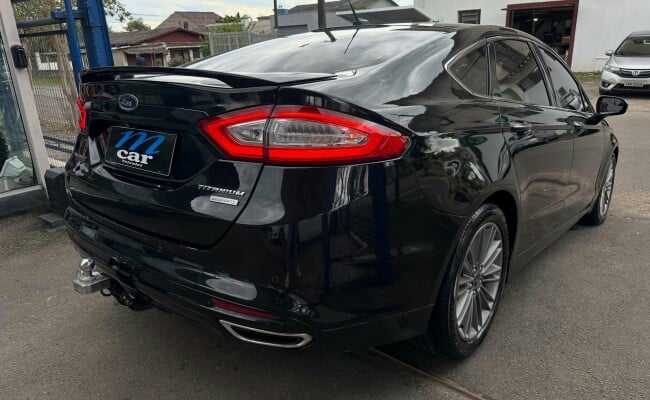 Ford FUSION