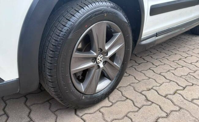 Volkswagen Space Cross